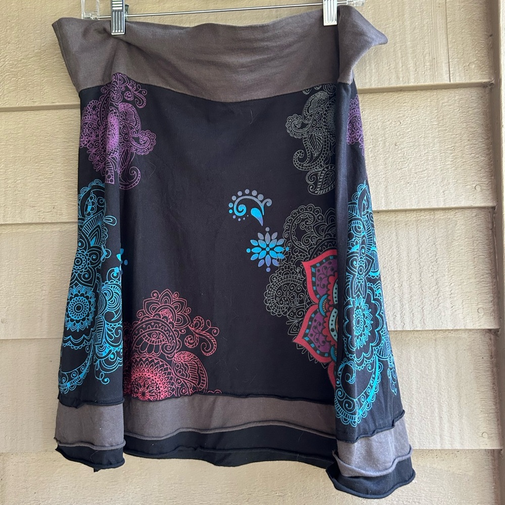 Cotton De Monde boho skirt On Black and Blue Patterned Mini Skirt